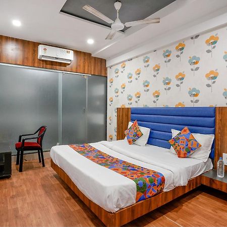 Fabhotel The Valentine - Udhna Road Surat Dış mekan fotoğraf