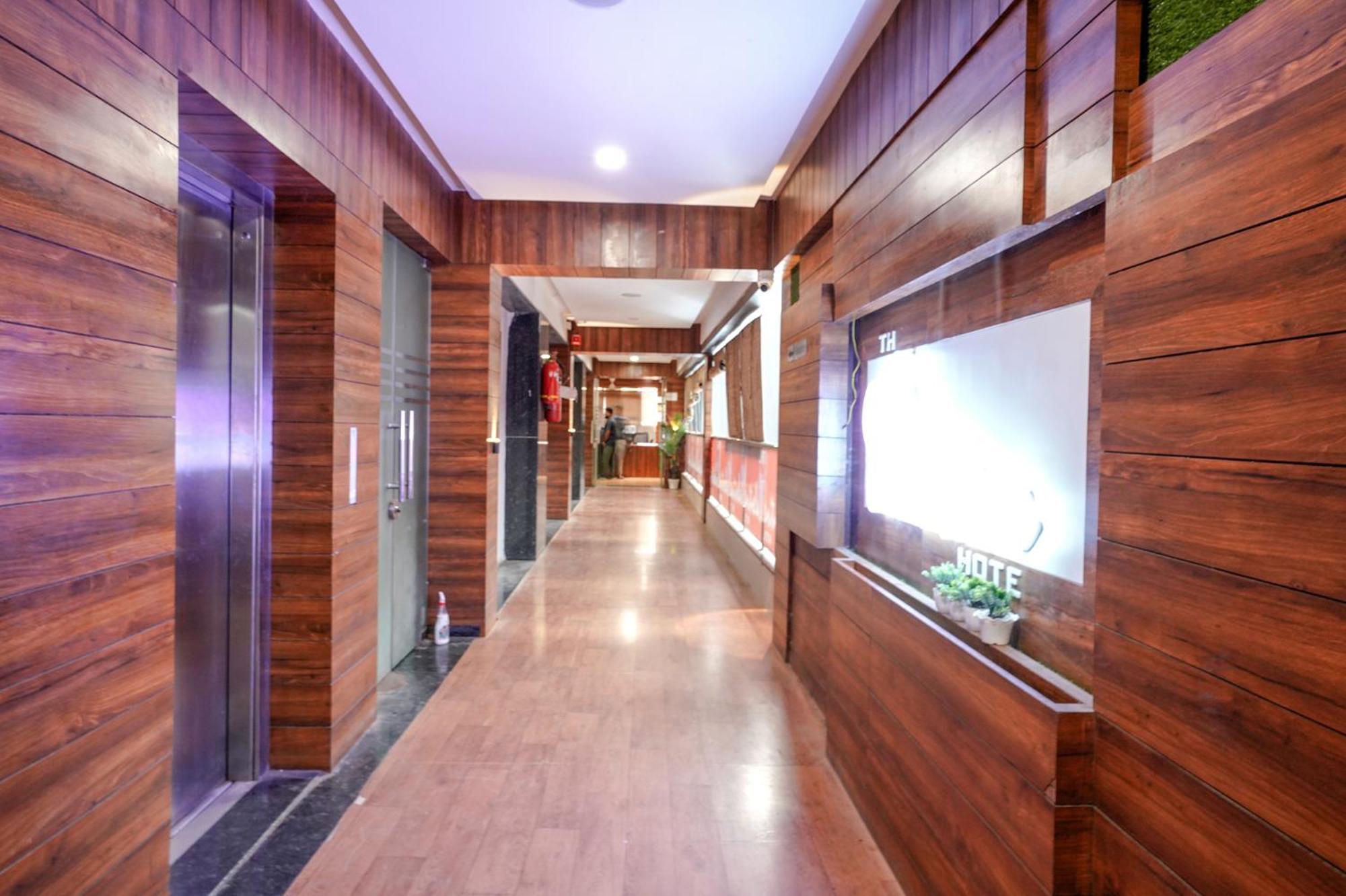 Fabhotel The Valentine - Udhna Road Surat Dış mekan fotoğraf