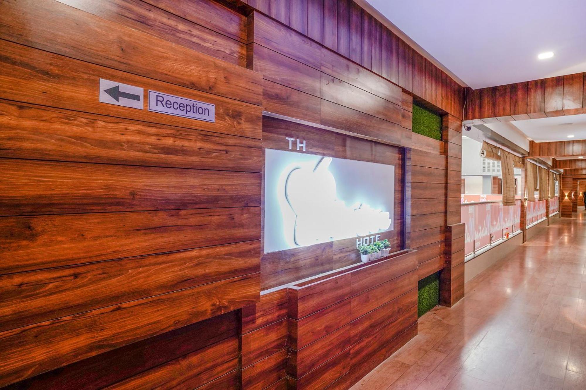 Fabhotel The Valentine - Udhna Road Surat Dış mekan fotoğraf